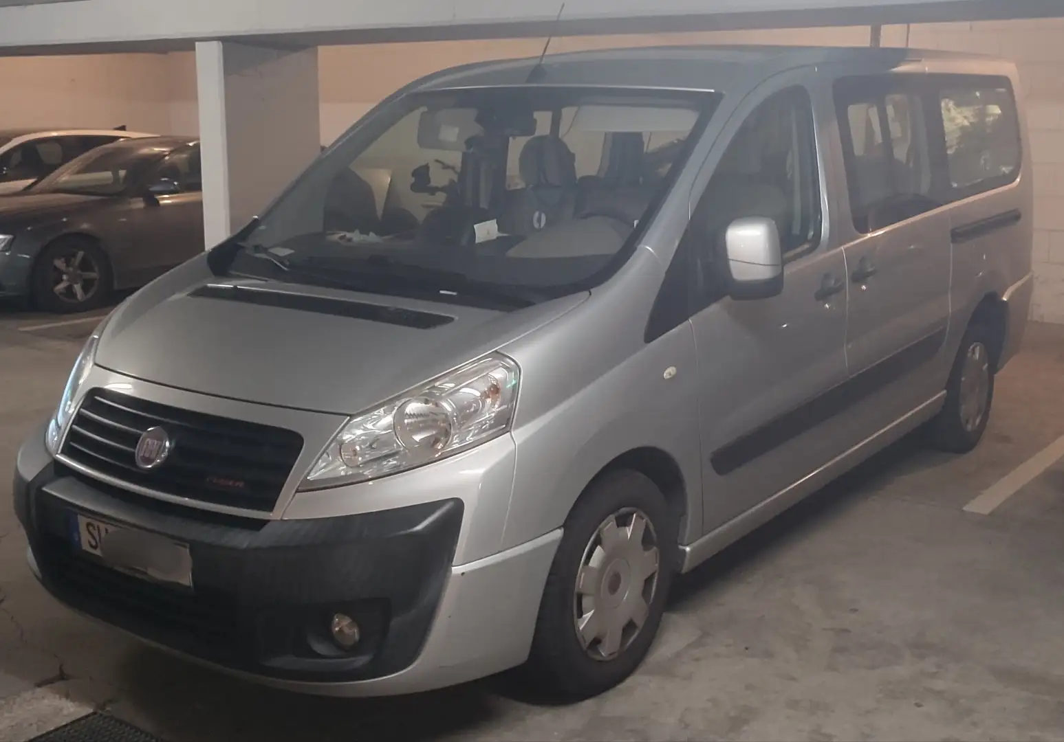 Fiat Scudo L2 Langversion, 9-Sitze herausnehmbar, 136PS Silber - 1