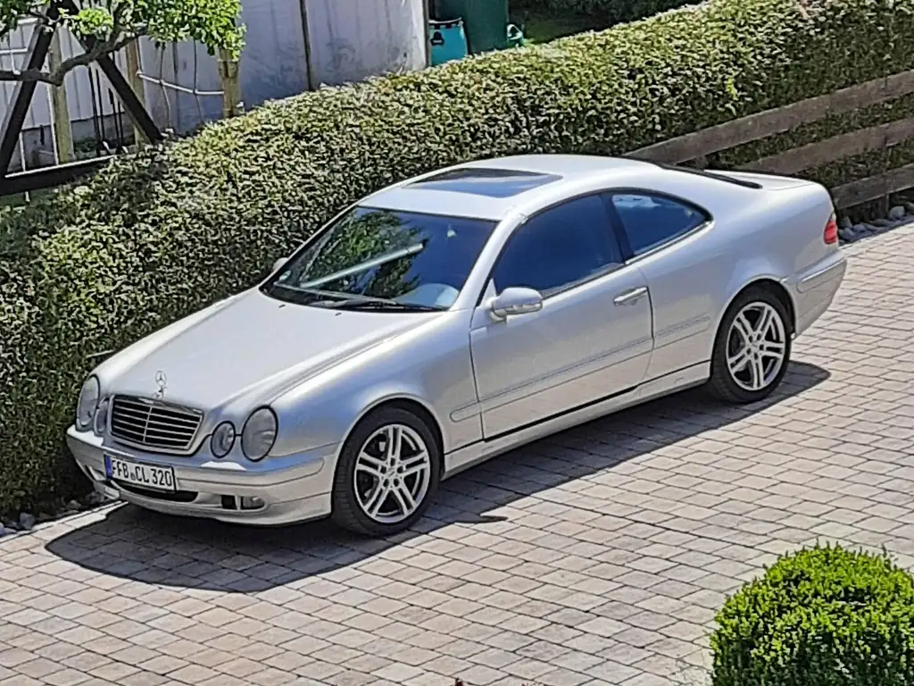 Mercedes-Benz CLK 320 2000 из Европы — купить под ключ