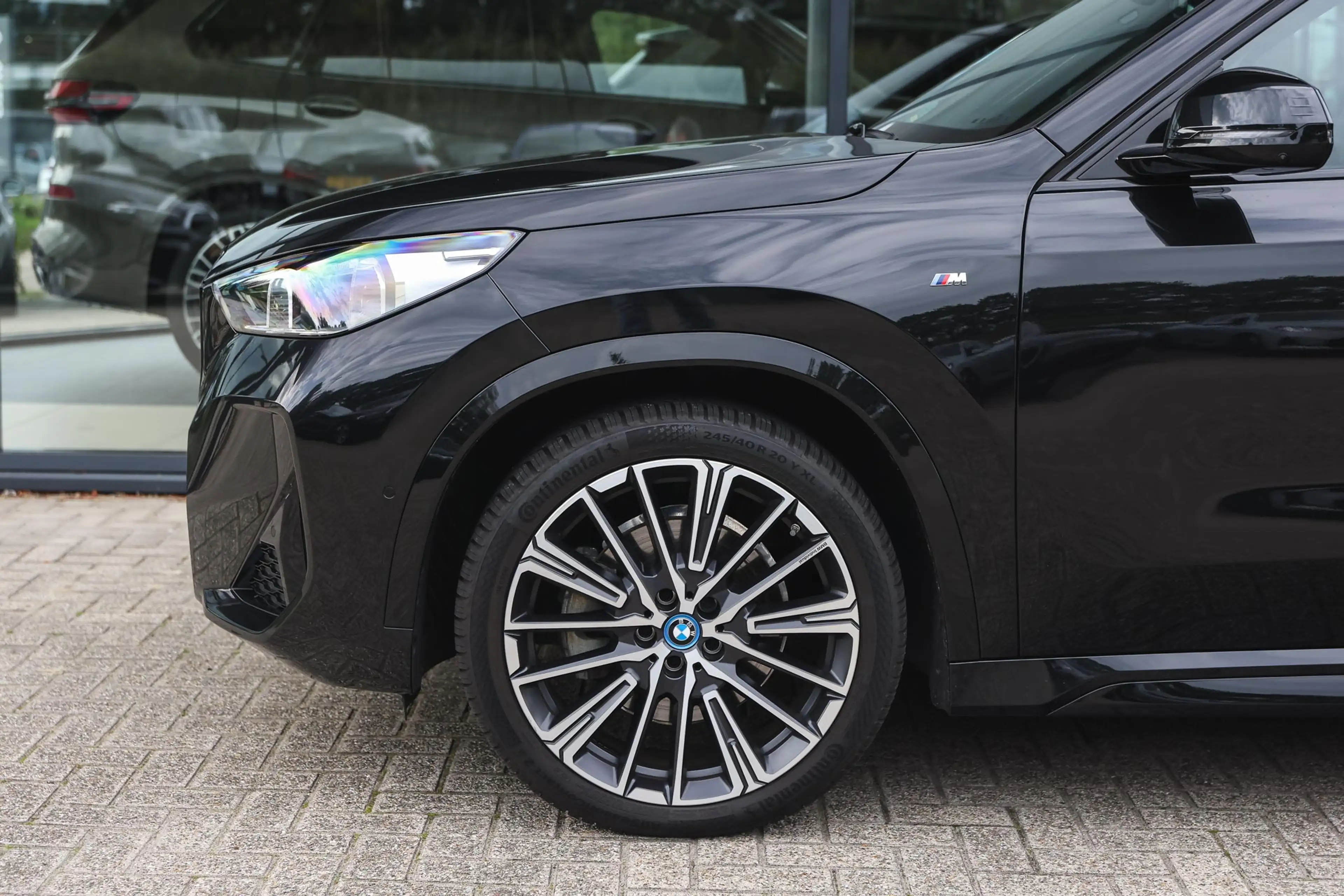 BMW iX1 xDrive30 M Sport / Trekhaak / Panoramadak / Comfor — photo 6