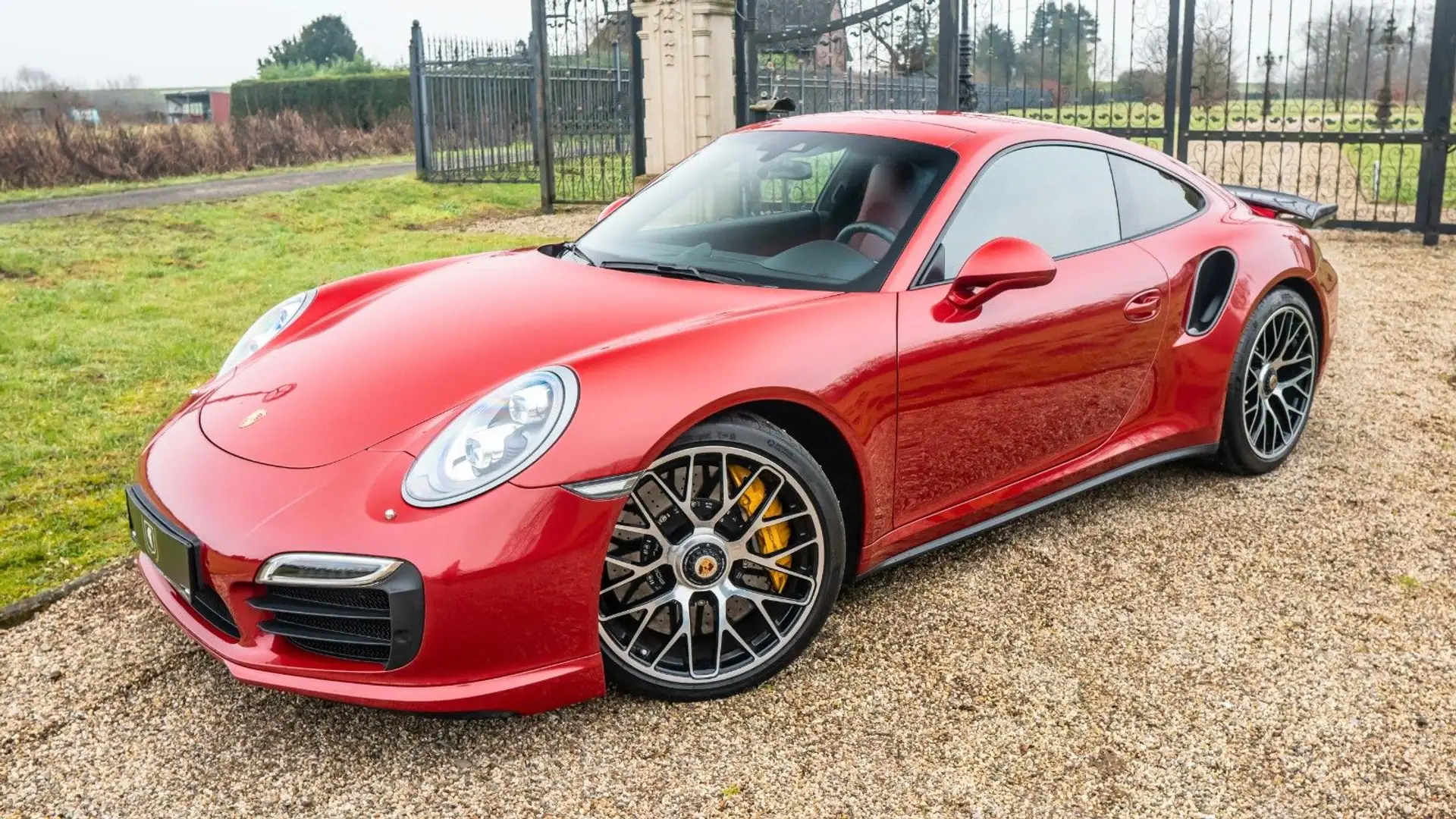 Porsche 991 Turbo S Coupé/PTS Colour/Full options/Unikat Rot - 1