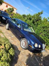 2.7d V6 Executive auto FL