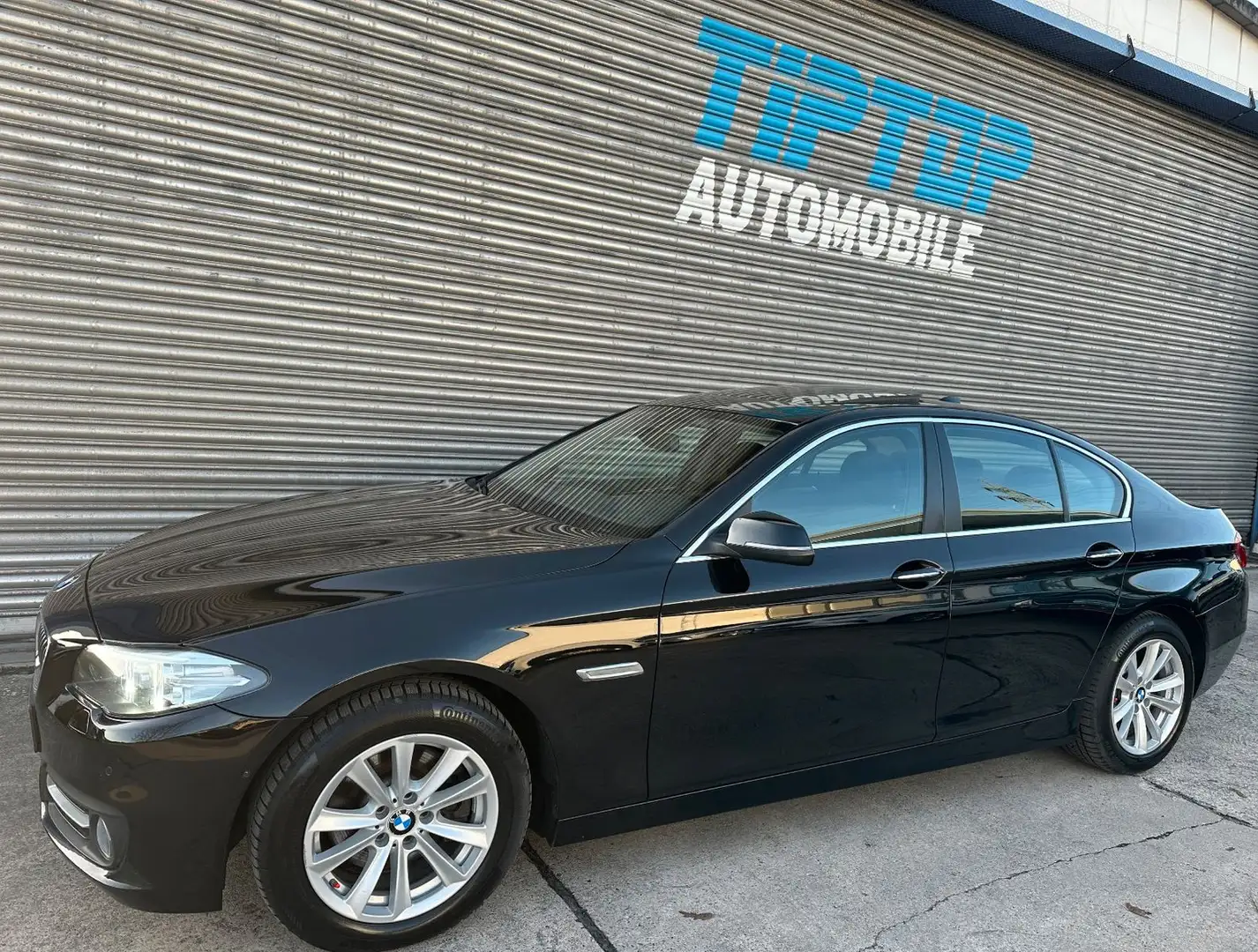 BMW 520 d xDrive*360°KAM*BI-XEN*NAVI*STANDHEIZ*ALLRA Negru - 1