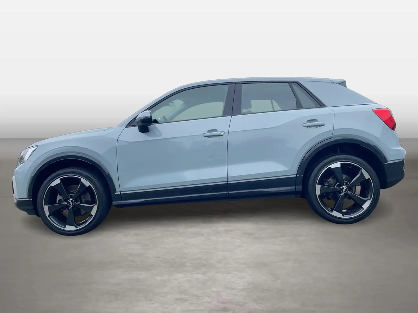 Audi Q2 40 TFSI quattro advanced LED Rückfahrkamera Grau - 2