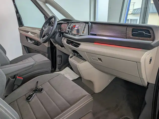 Volkswagen T7 Multivan T7 **Multivan ÜH 1,5 TSI eHybrid PHEV Style DSG... Ansicht 23