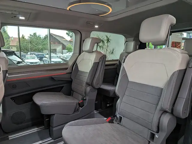 Volkswagen T7 Multivan T7 **Multivan ÜH 1,5 TSI eHybrid PHEV Style DSG... Ansicht 15