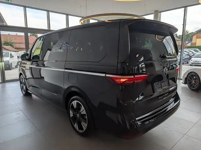 Volkswagen T7 Multivan T7 **Multivan ÜH 1,5 TSI eHybrid PHEV Style DSG... Ansicht 4