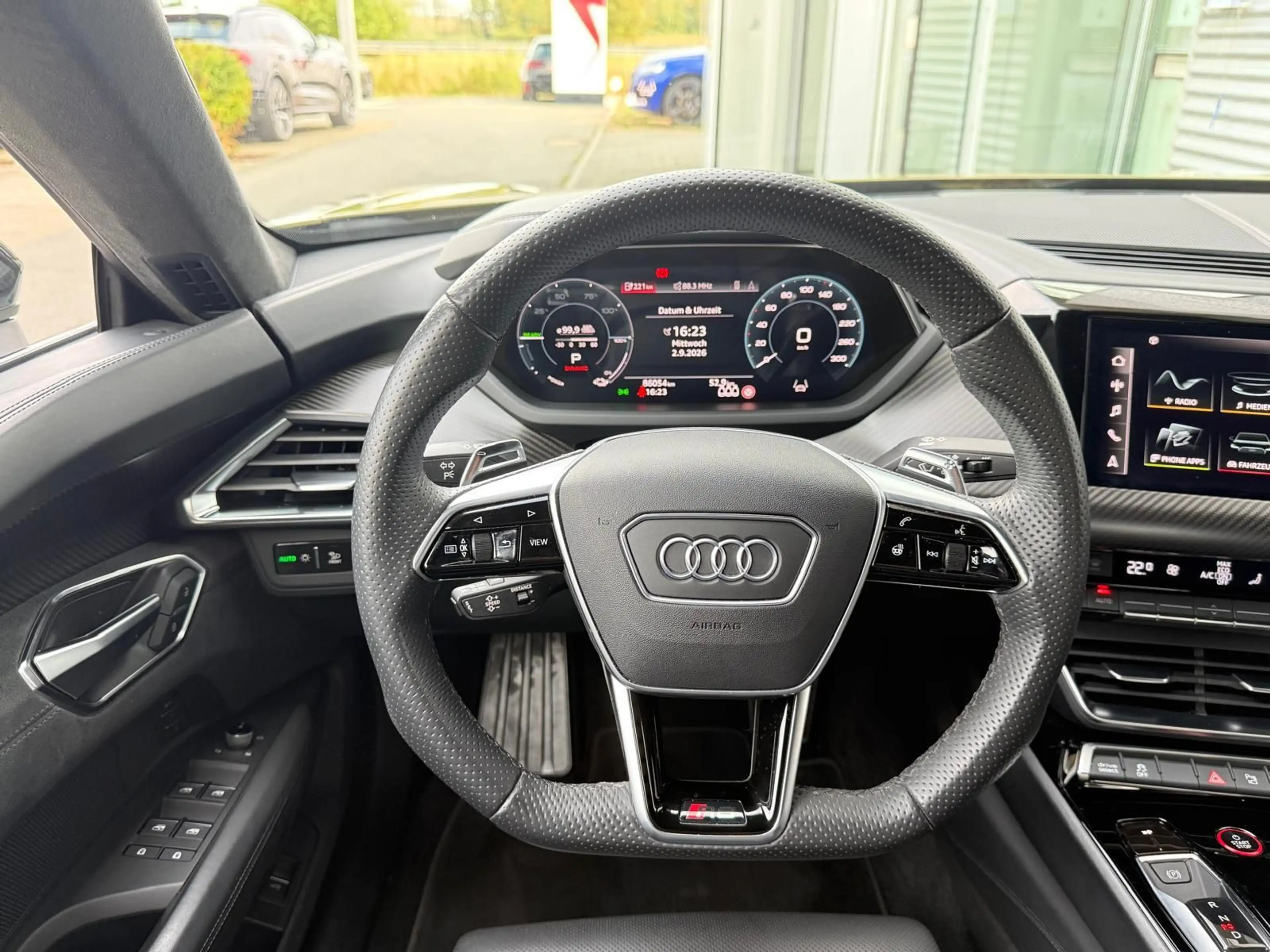 Audi RS e-tron GT +NACHTSICHT+HEAD UP+360°+CARBONDACH — photo 12