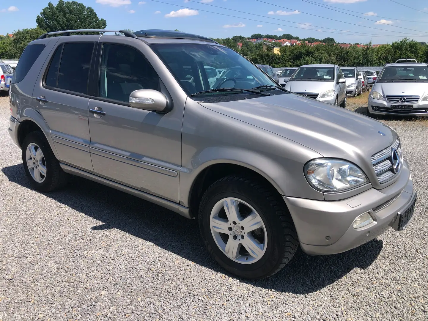 Mercedes-Benz ML 350 ML 350 Final Edition*AHK*Bi-Xenon*GSHD*2.Hand* Silber - 2