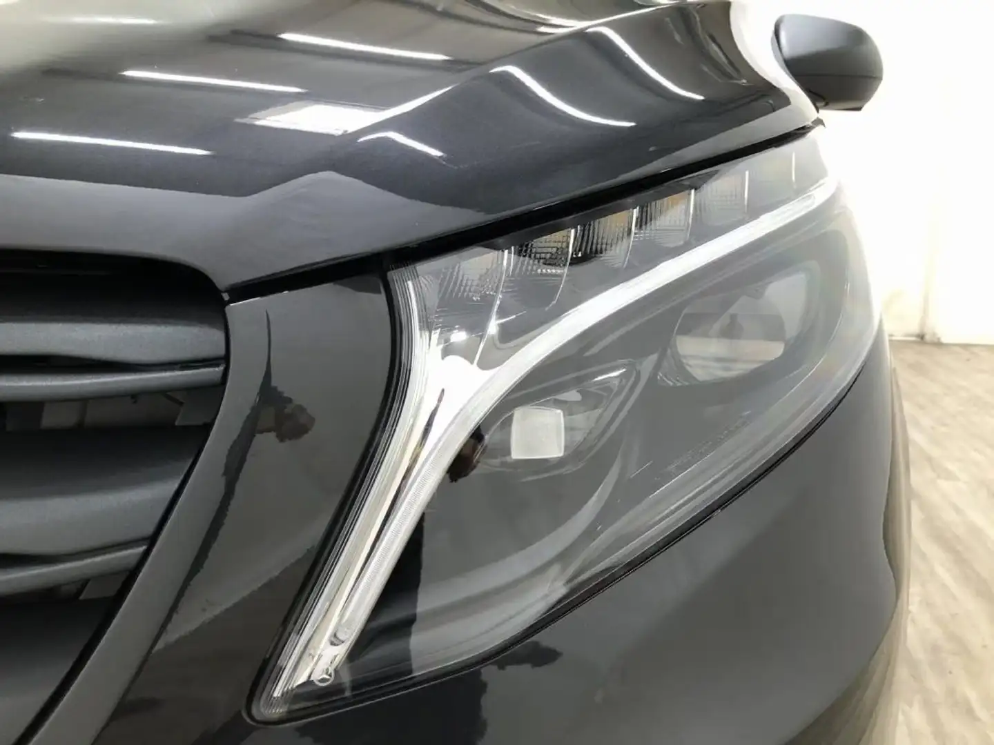 Mercedes-Benz Vito 114CDI TOURER PRO LANG Gris - 2