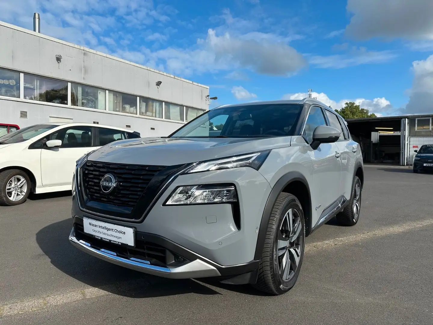 Nissan X-Trail Tekna/ePower/elektrische Heckklappe Grau - 1