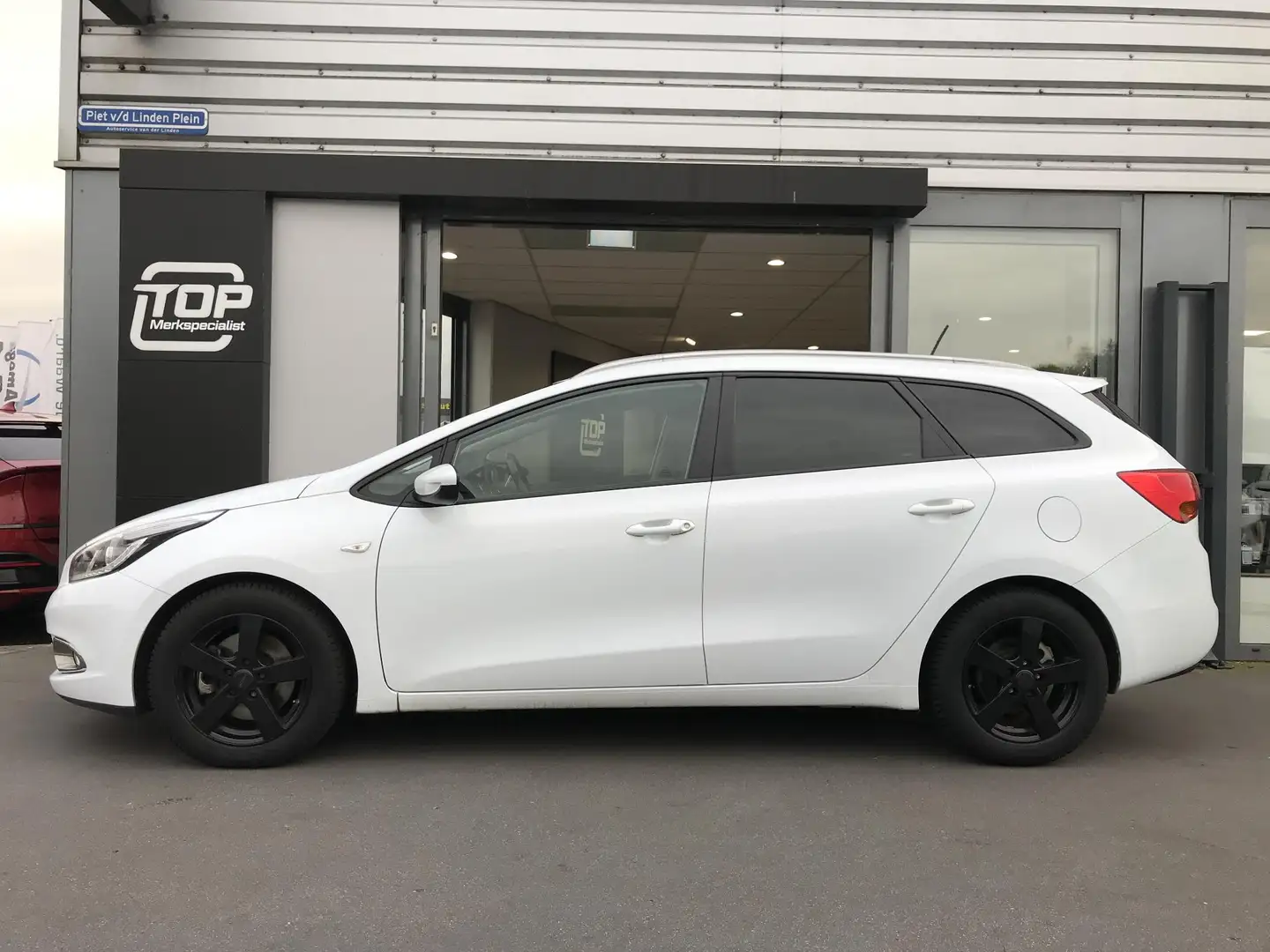 Kia Ceed SW / cee'd SW Sportswagon 1.6 BusinessLine Navigatie Trekhaak Wit - 2