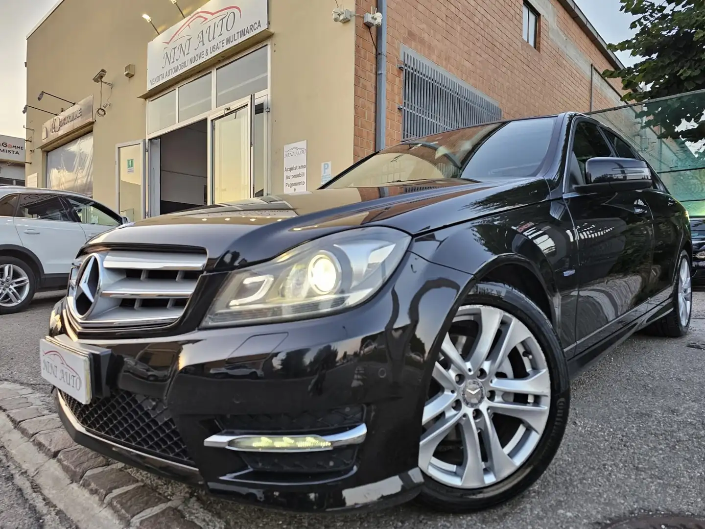 Mercedes-Benz C 250 CDI 204cv Avantgarde 4Matic*AMG*Pelle*Navi*Tetto* Negru - 1