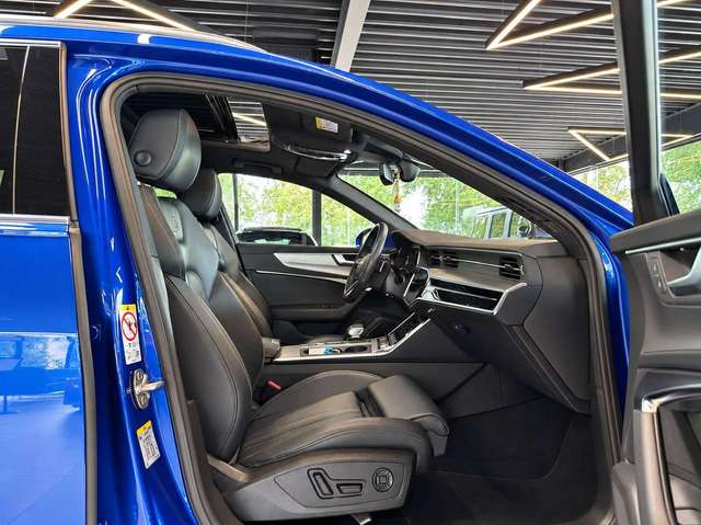 Audi A6 — photo 12