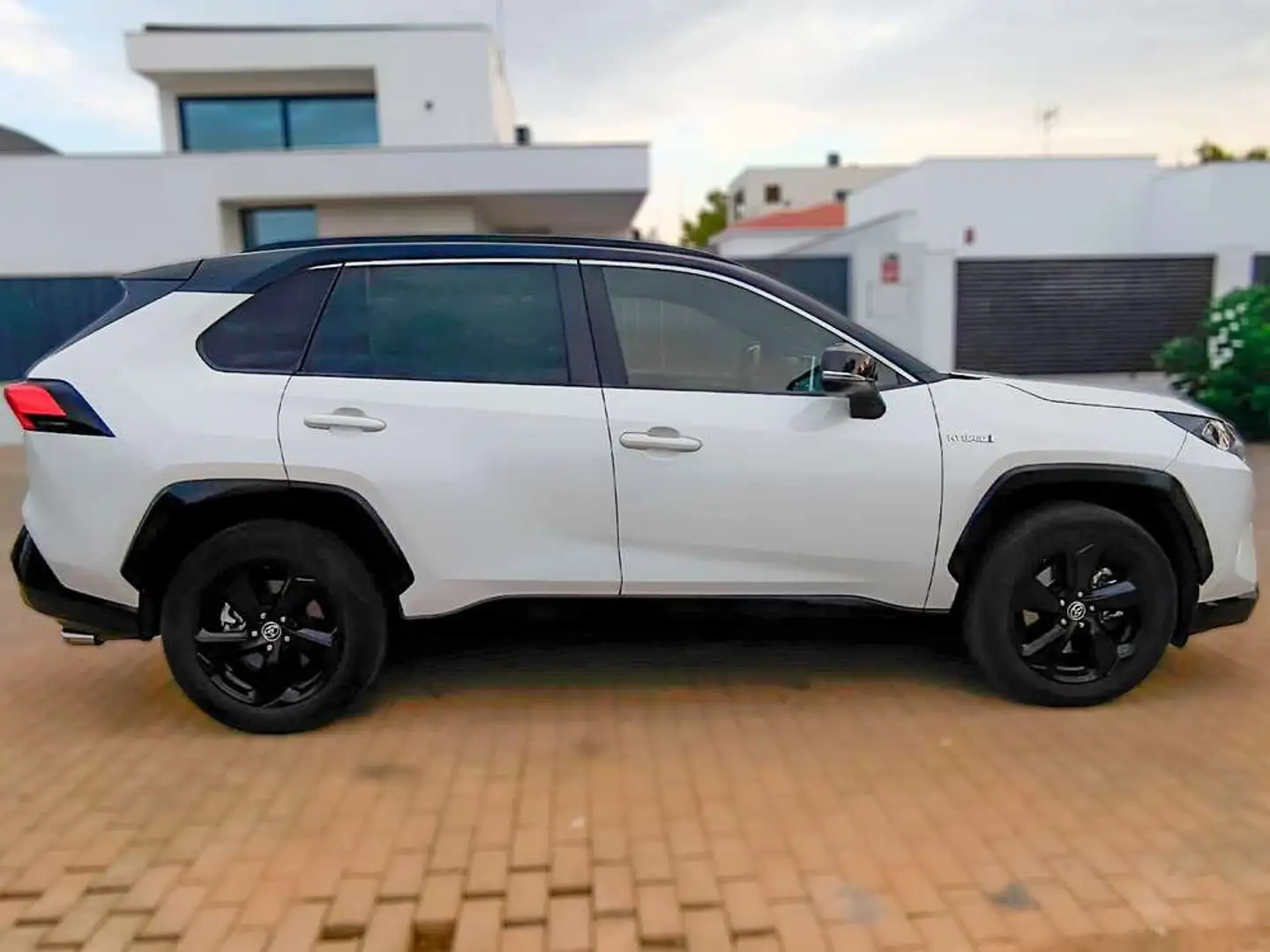 Toyota RAV 4 2.5l 220H Feel! Blanco - 2