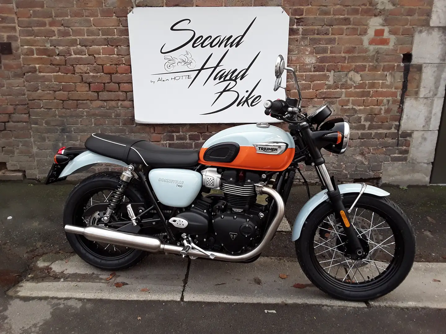 Triumph Bonneville T100 BONNEVILLE T100 NEUVE, GARANTIE 2 ANS, 10450 EUROS Bleu - 1