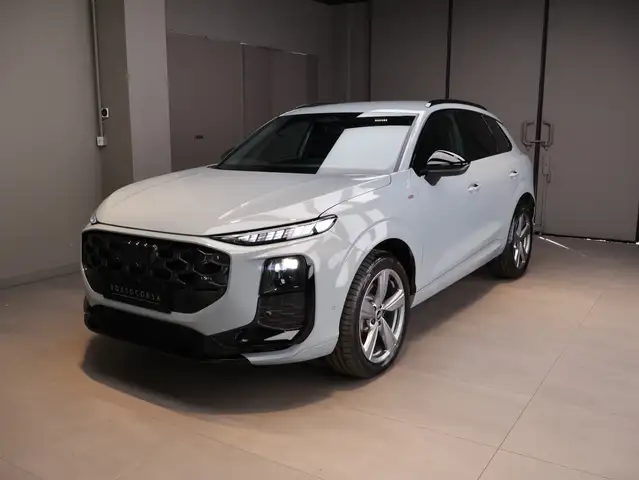 Audi Q3 1.5 TDI S line IN SEDE - PREZZO REALE - NEW MODEL