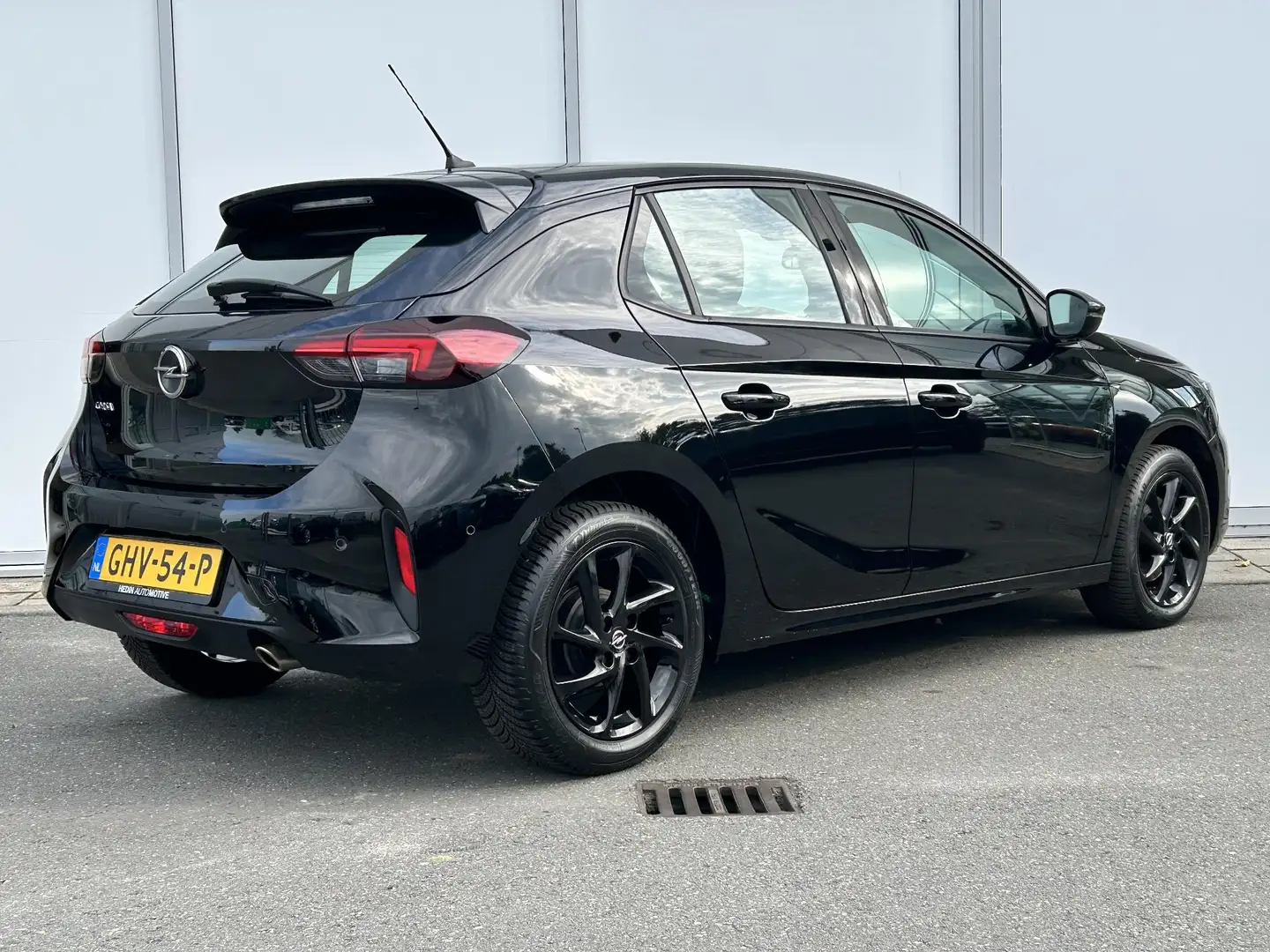 Opel Corsa 1.2 100pk GS Line | NAVI VIA CARPLAY | AIRCO | CRU Noir - 2