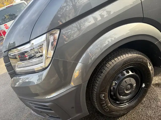 Volkswagen Crafter view 7