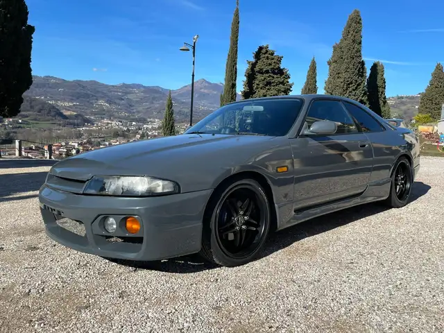 Nissan Skyline r33 GTS-T