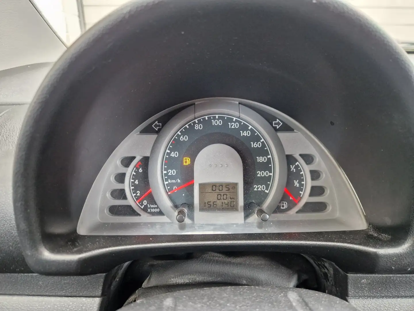 Volkswagen Fox Sport *TÜV NEU*17" Alufelgen*Fahrwerk* Zwart - 2