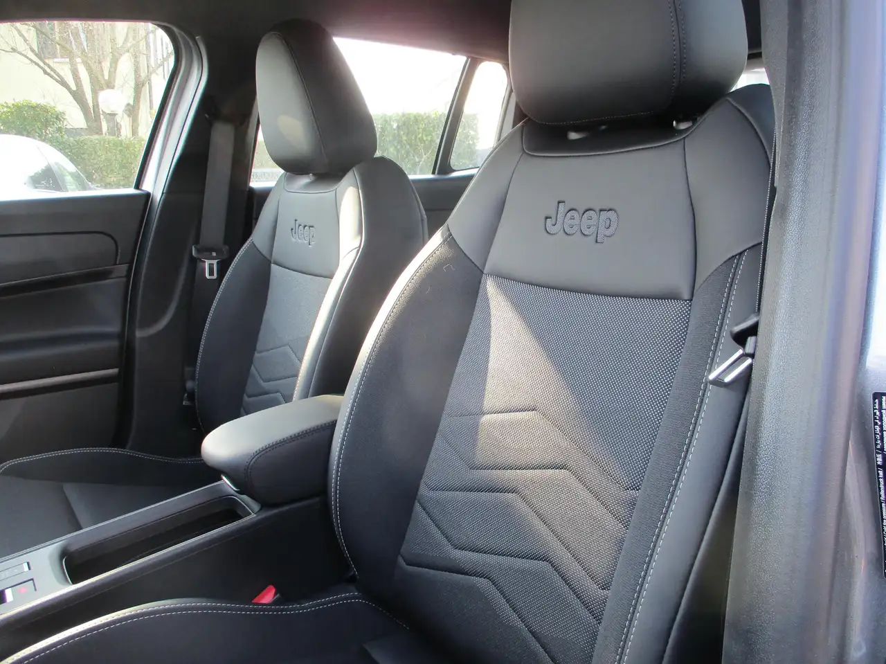 Jeep Avenger 2026 — фото 11