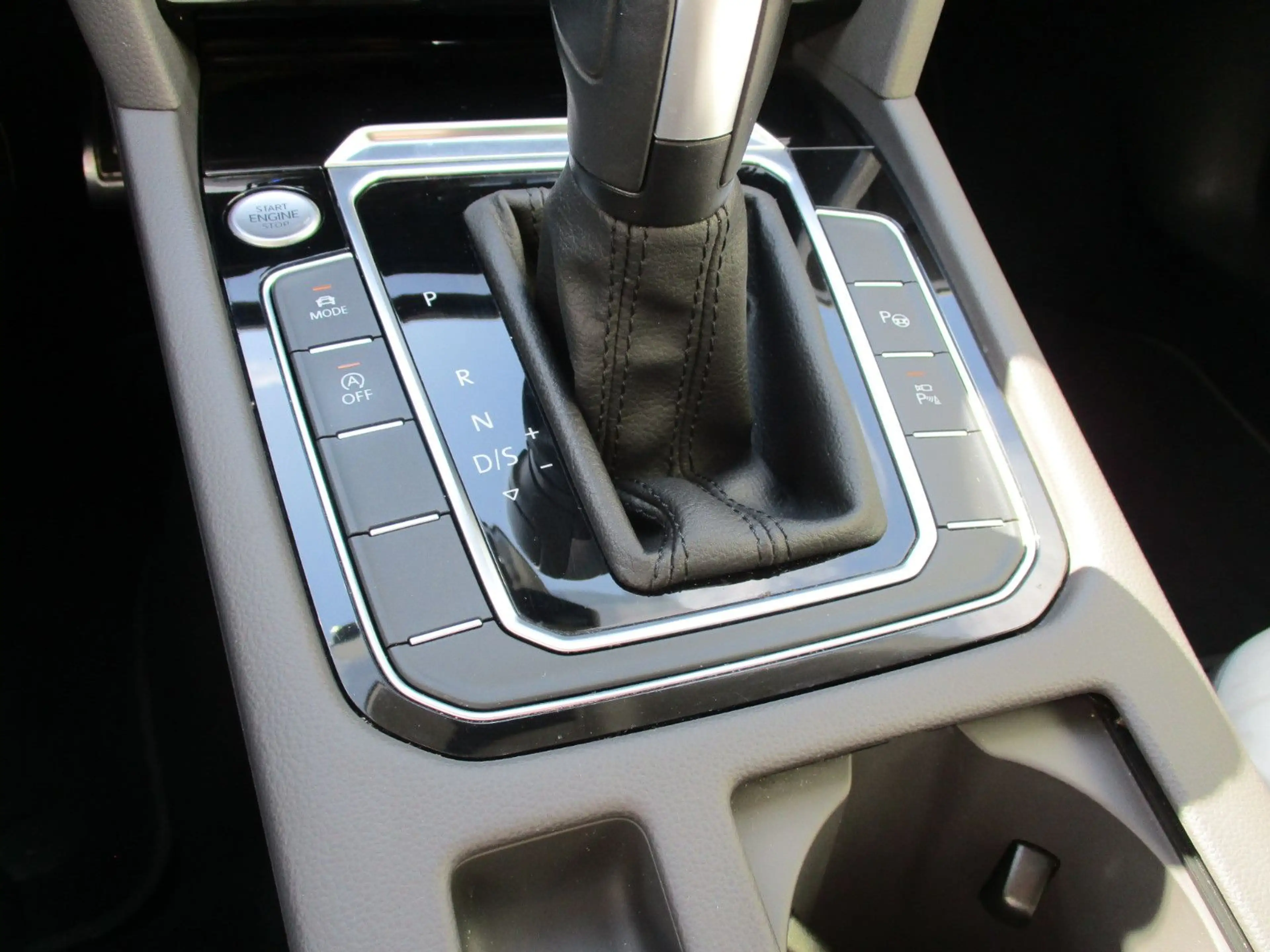 Volkswagen Arteon Elegance + VOLL — photo 14