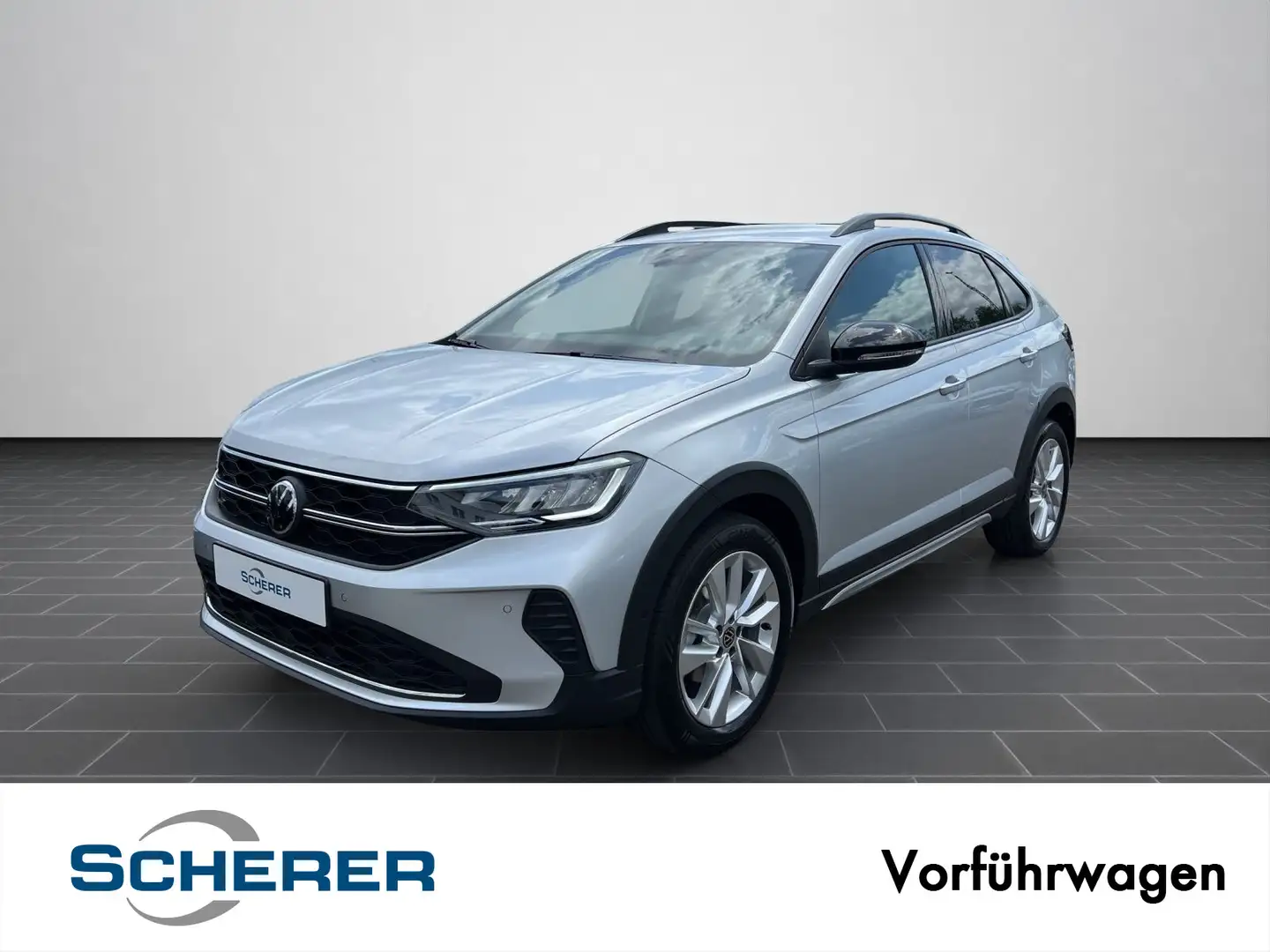 Volkswagen Taigo Life 1,0 l TSI OPF 116 PS DSG7 Silber - 1