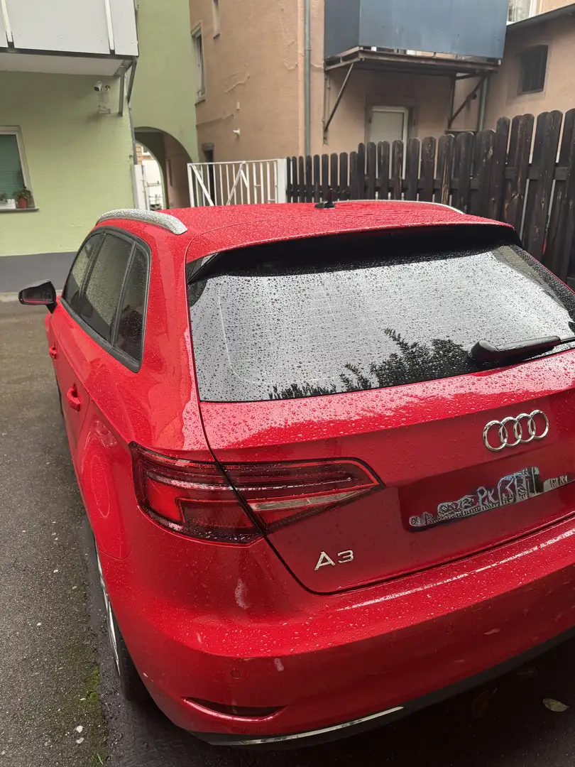 Audi A3 40 e-tron Sportback S tronic design - 2