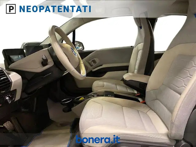 BMW I3 view 14