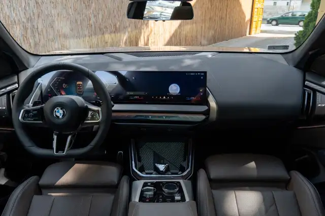 BMW X3 view 13