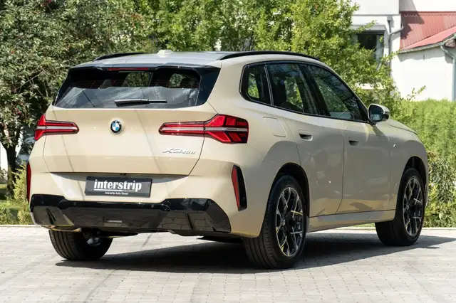 BMW X3 view 6