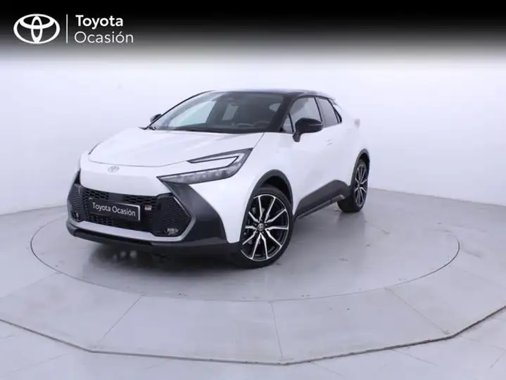Toyota C-HR 220PH GR SPORT 2026
