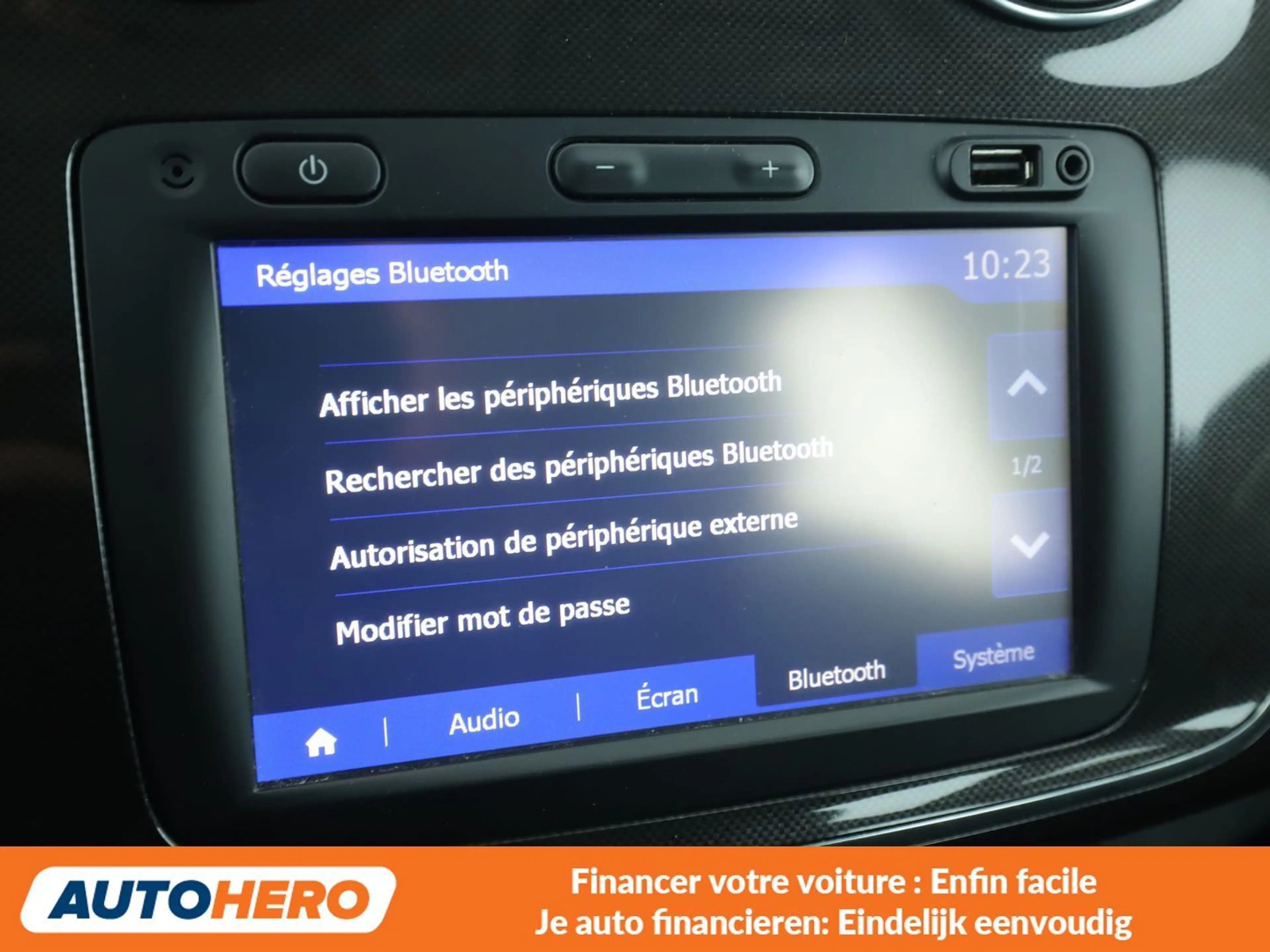 Dacia Logan 0.9 TCe Comfort — photo 9
