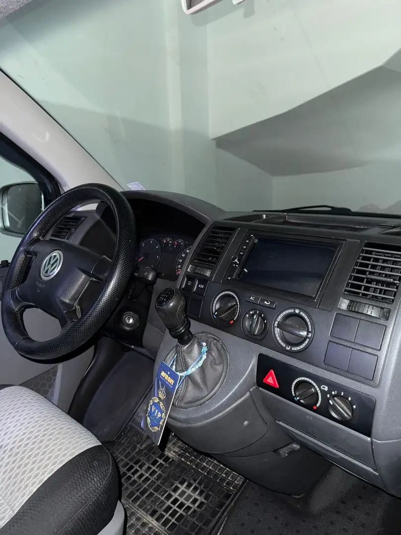 Volkswagen T5 Transporter Transporter T5 base larga CAMPER Plateado - 1