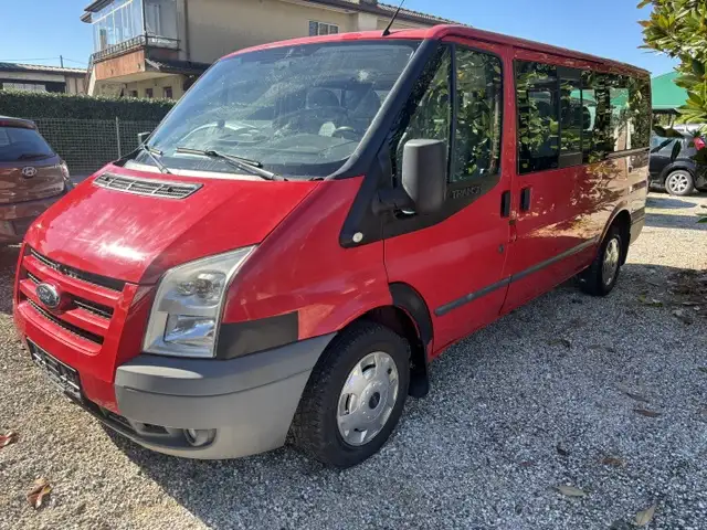 Ford Transit Bus 2.2  tdci   9 posti  doppie  porte  scorrevoli  !!!!!!!!!!!