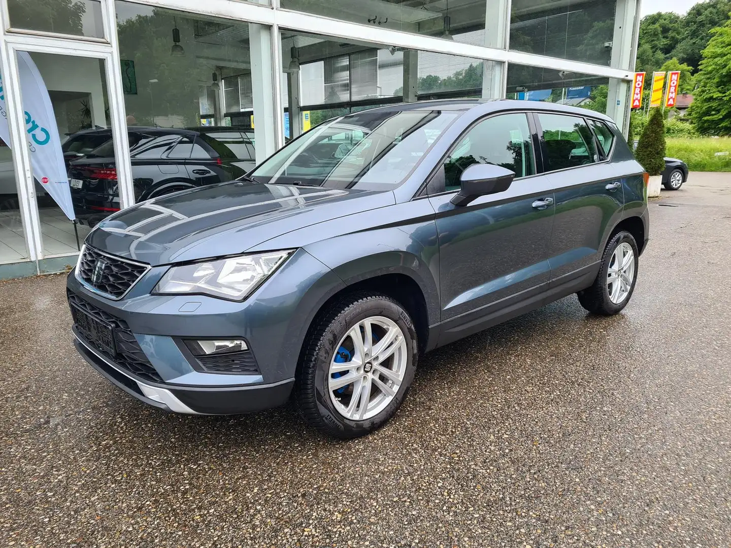 SEAT Ateca 1.6 TDI Style Navi BEATS DAB FullLink Grijs - 1