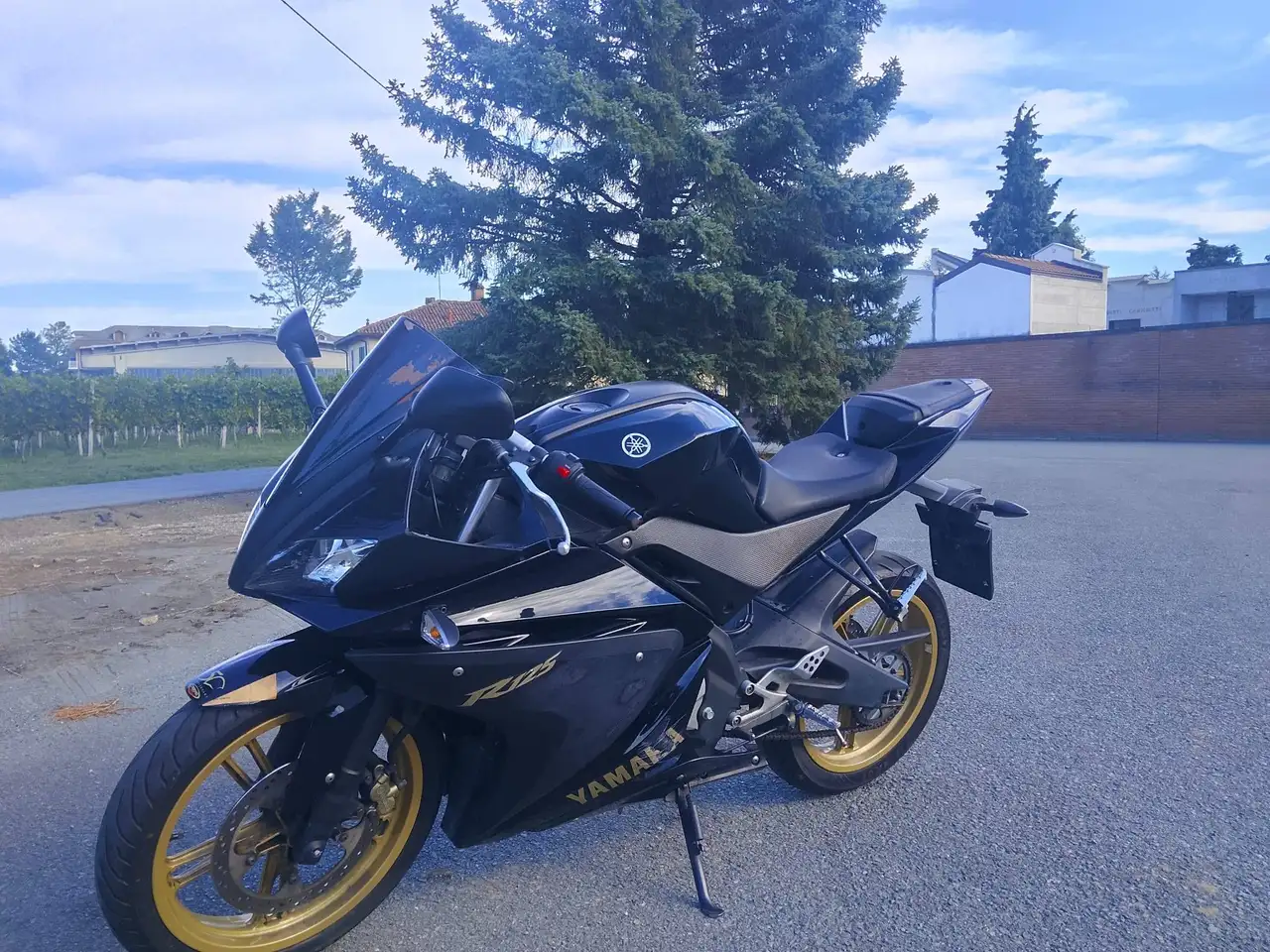 Yamaha YZF-R125