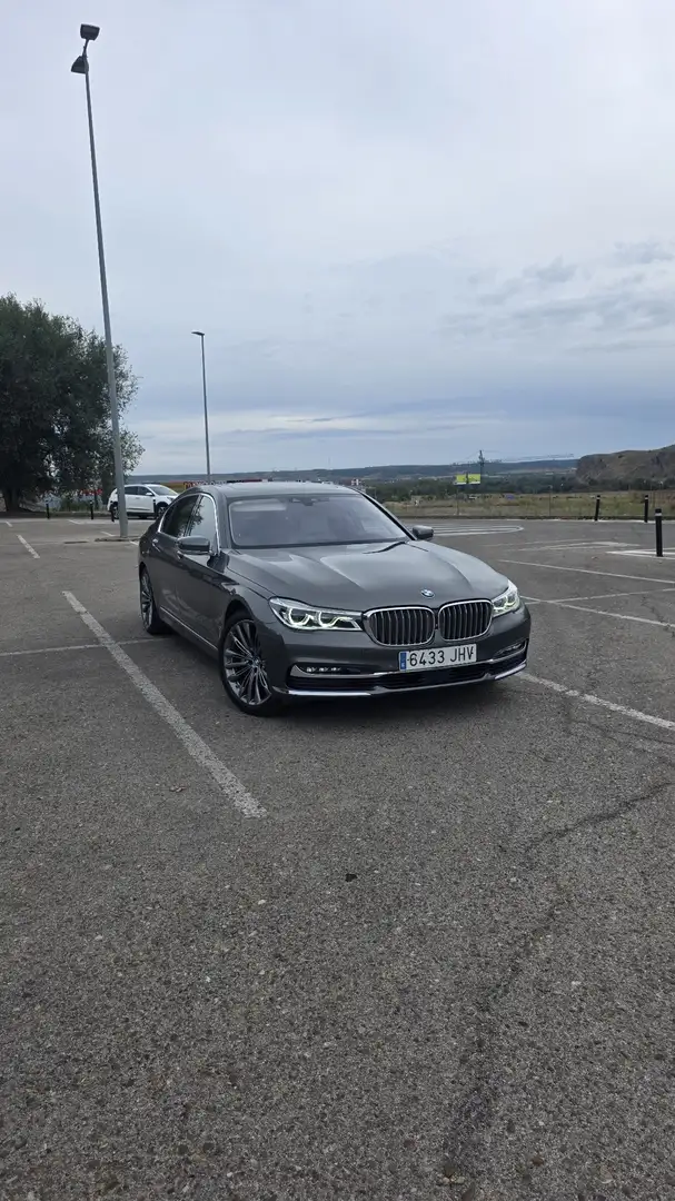 BMW 730 730Ld - 2