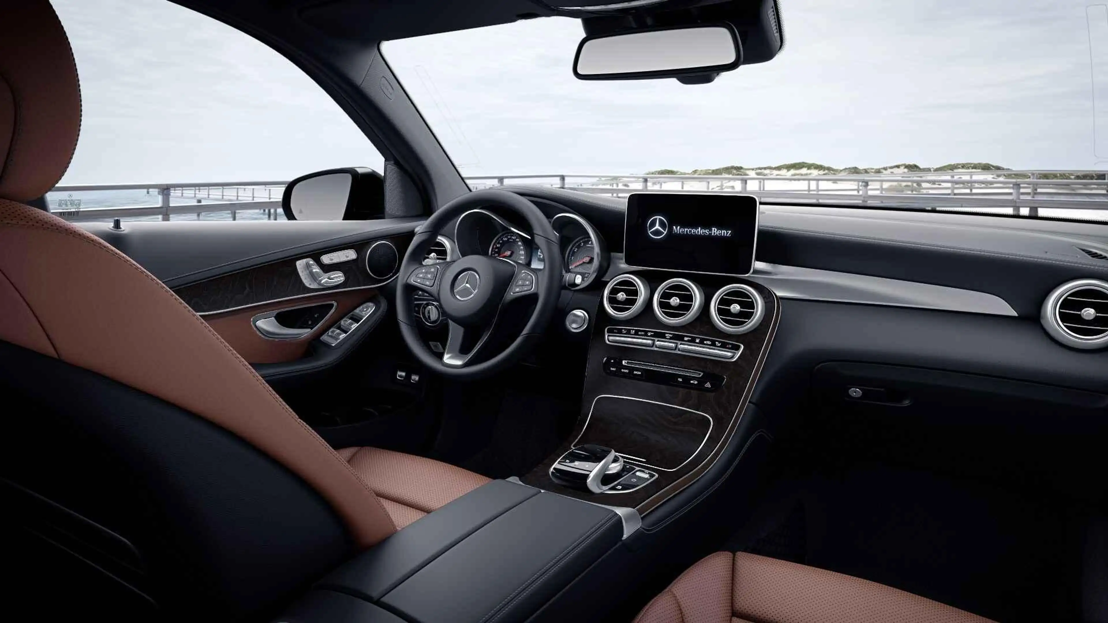 Mercedes-Benz GLC 250 4MATIC Premium Plus | Trekhaak | Panoramadak | Sto — photo 5
