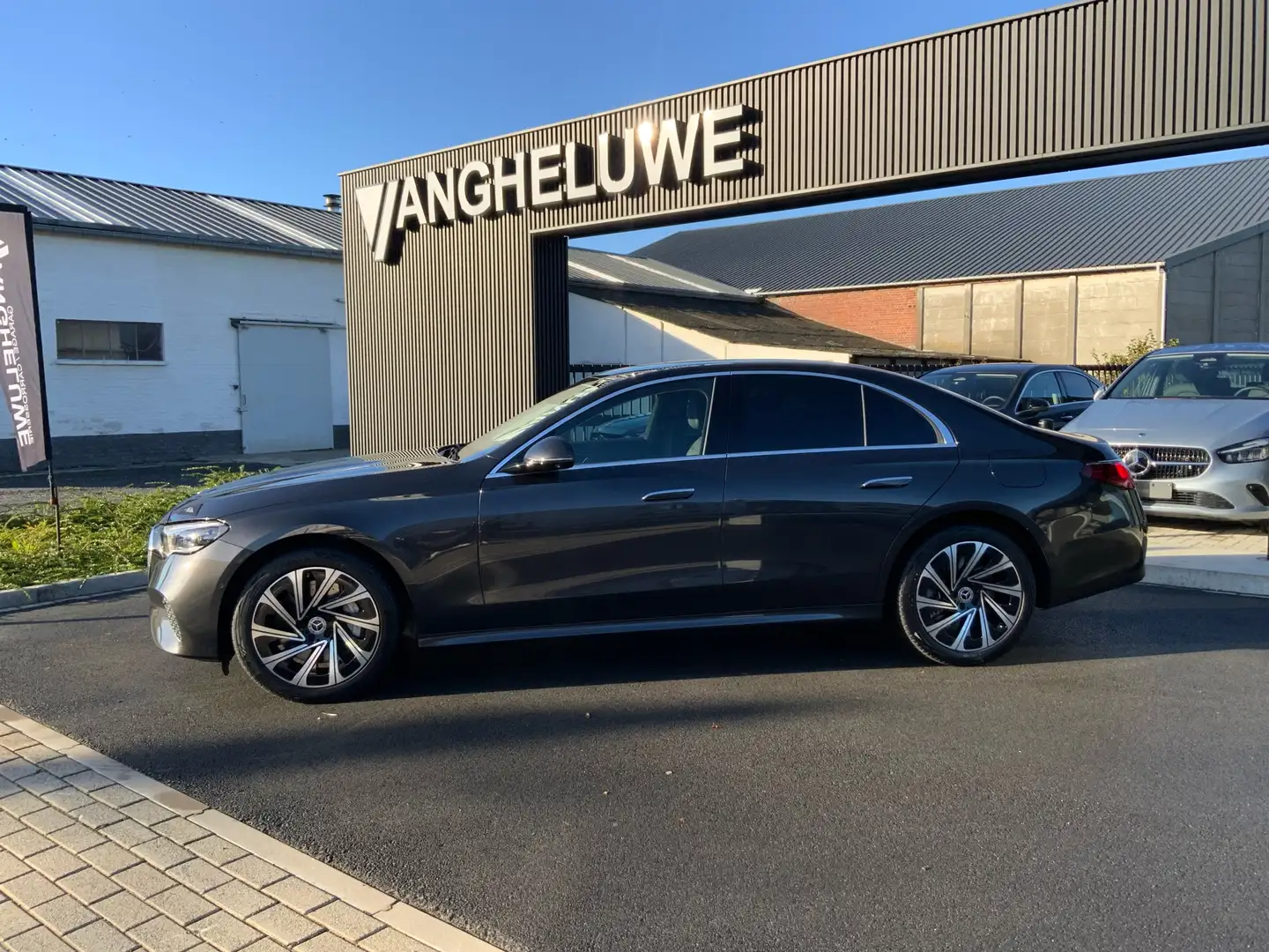 Mercedes-Benz E 300 de AVANTGARDE Gris - 1