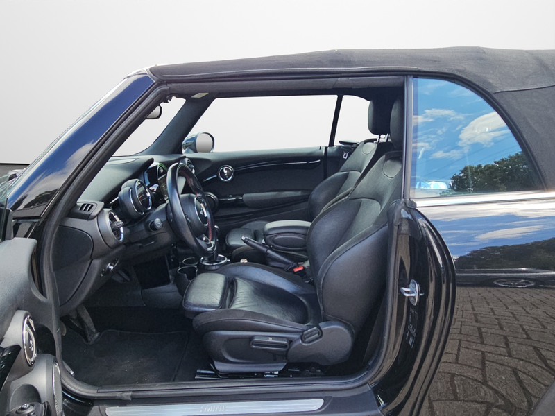 MINI Cooper Cabrio — photo 7