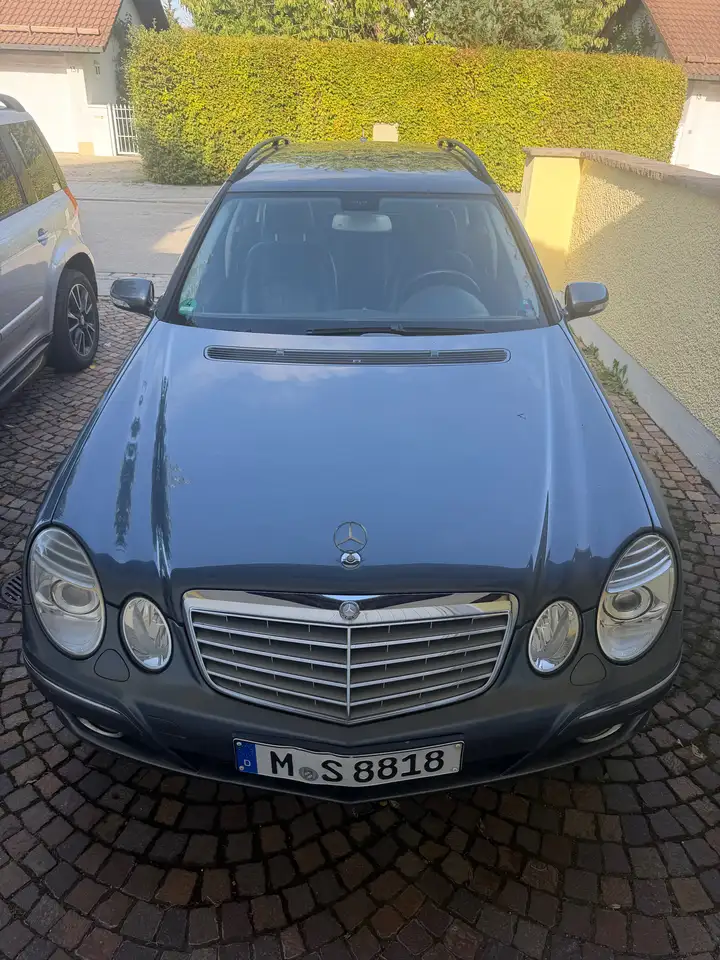Mercedes-Benz E 280