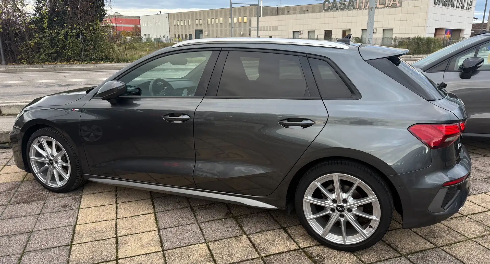 Audi A3 Sportback 30 1.0 fsi mhev S line edition s-tronic Grigio - 2
