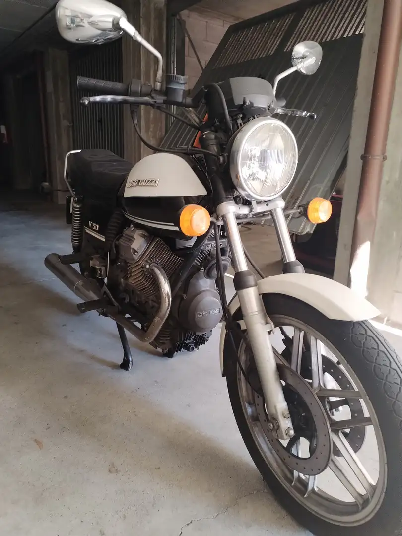 Moto Guzzi V 50 Blanco - 1