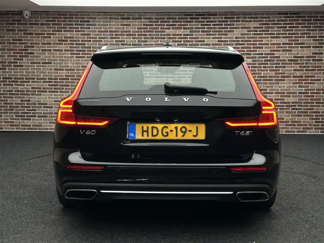 Volvo V60 view 7