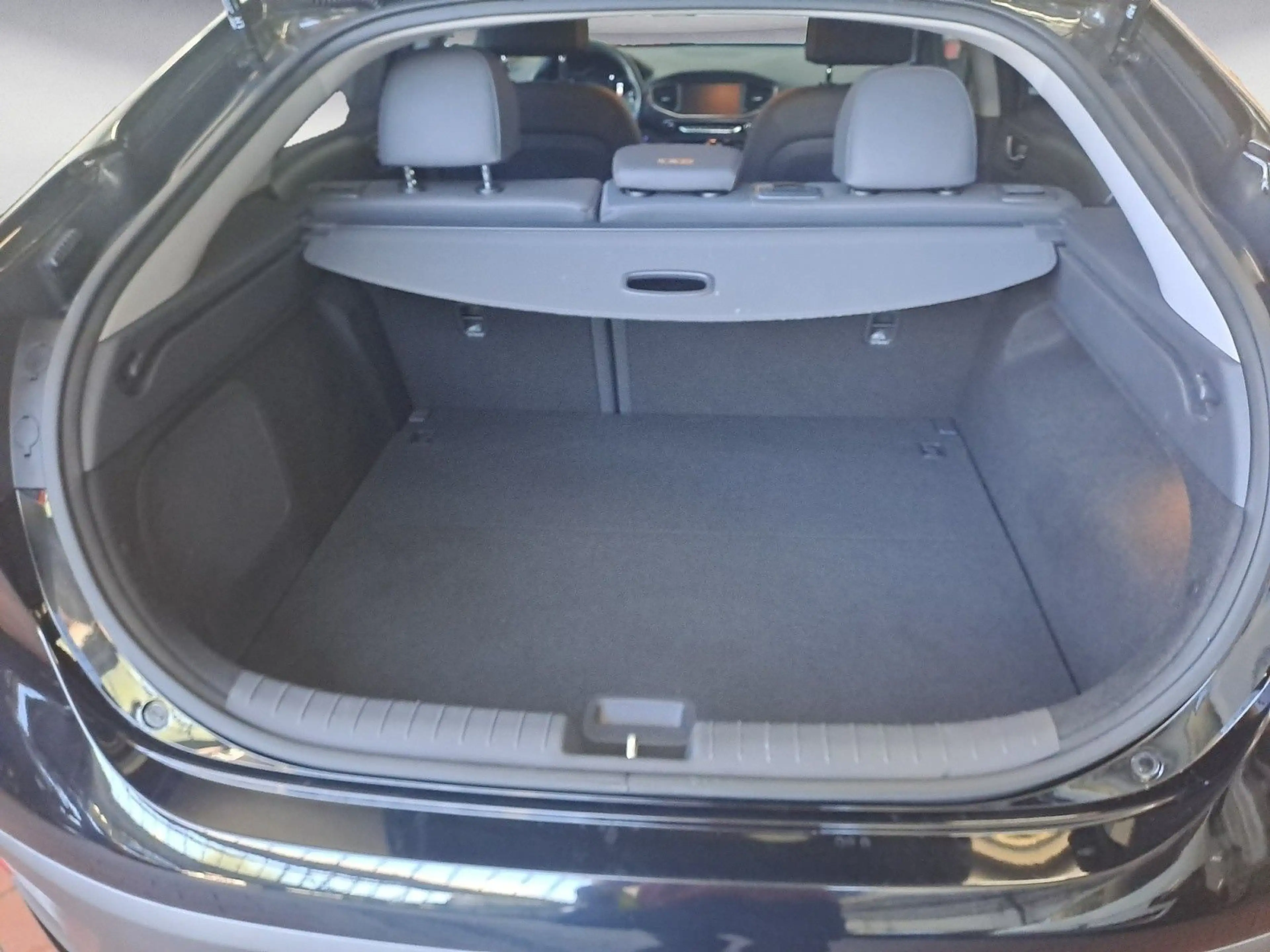Hyundai IONIQ Ioniq Premium Elektro — photo 14