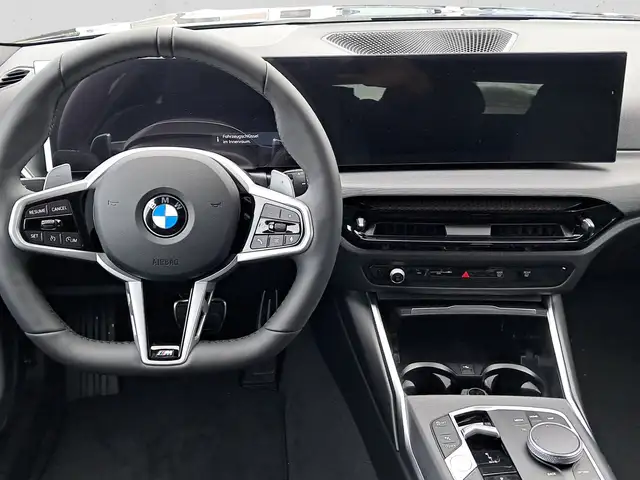 BMW 3 Series view 12