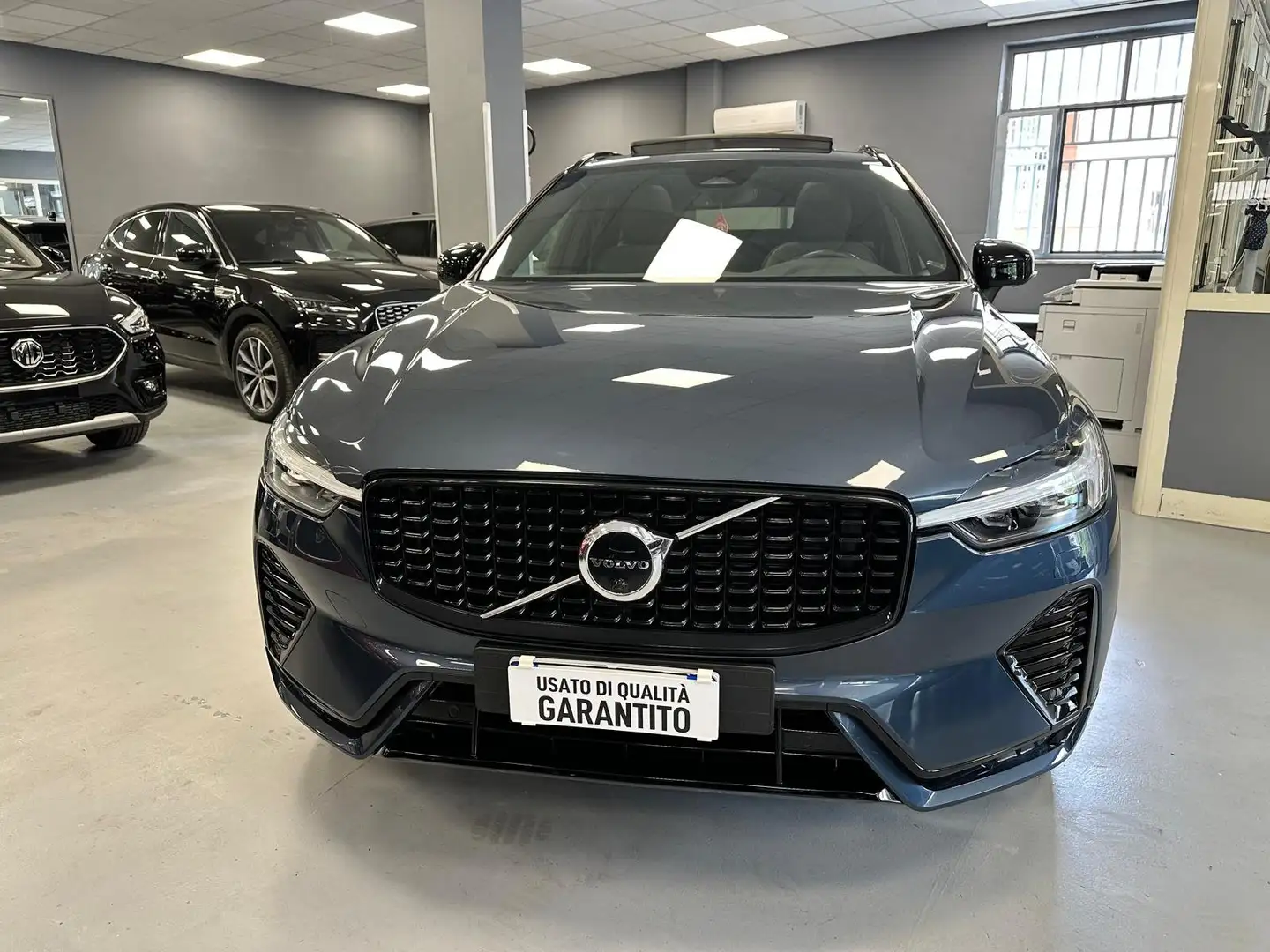 Volvo XC60 XC60 II 2022 2.0 b4 R-design auto Bleu - 2