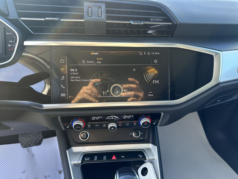 2025 Audi Q3 40 TFSI quattro - $142.79 /Wk 2,000 cc 4 cyl thumb 22