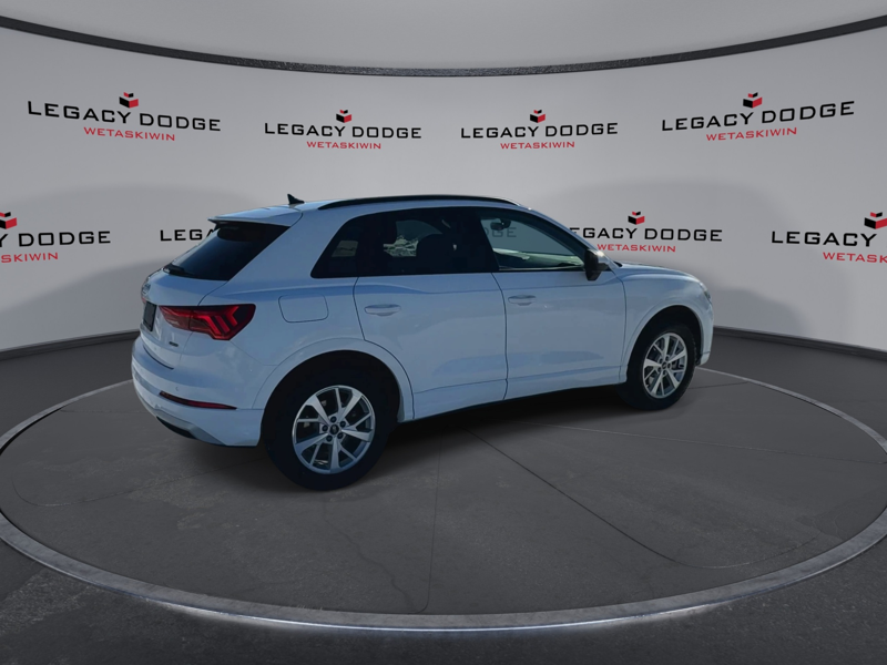 2025 Audi Q3 40 TFSI quattro - $142.79 /Wk 2,000 cc 4 cyl thumb 7